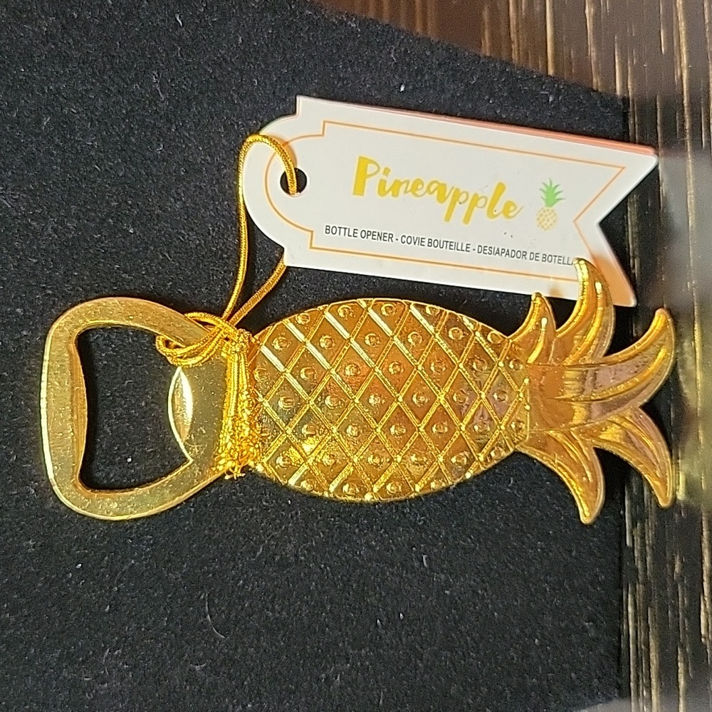 Pineapple Bottle Opener NWT
